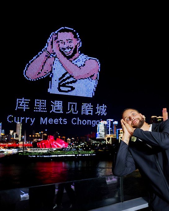美网友震惊重庆无人机表演：中国已在22世纪！科比之后只有库里